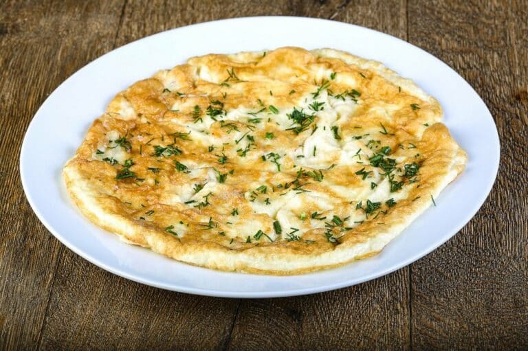 Omelette à l'esturgeon fumé